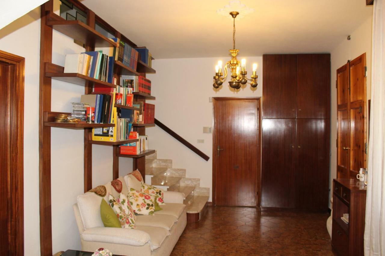 Tuscany Holiday Home Понтедера Экстерьер фото